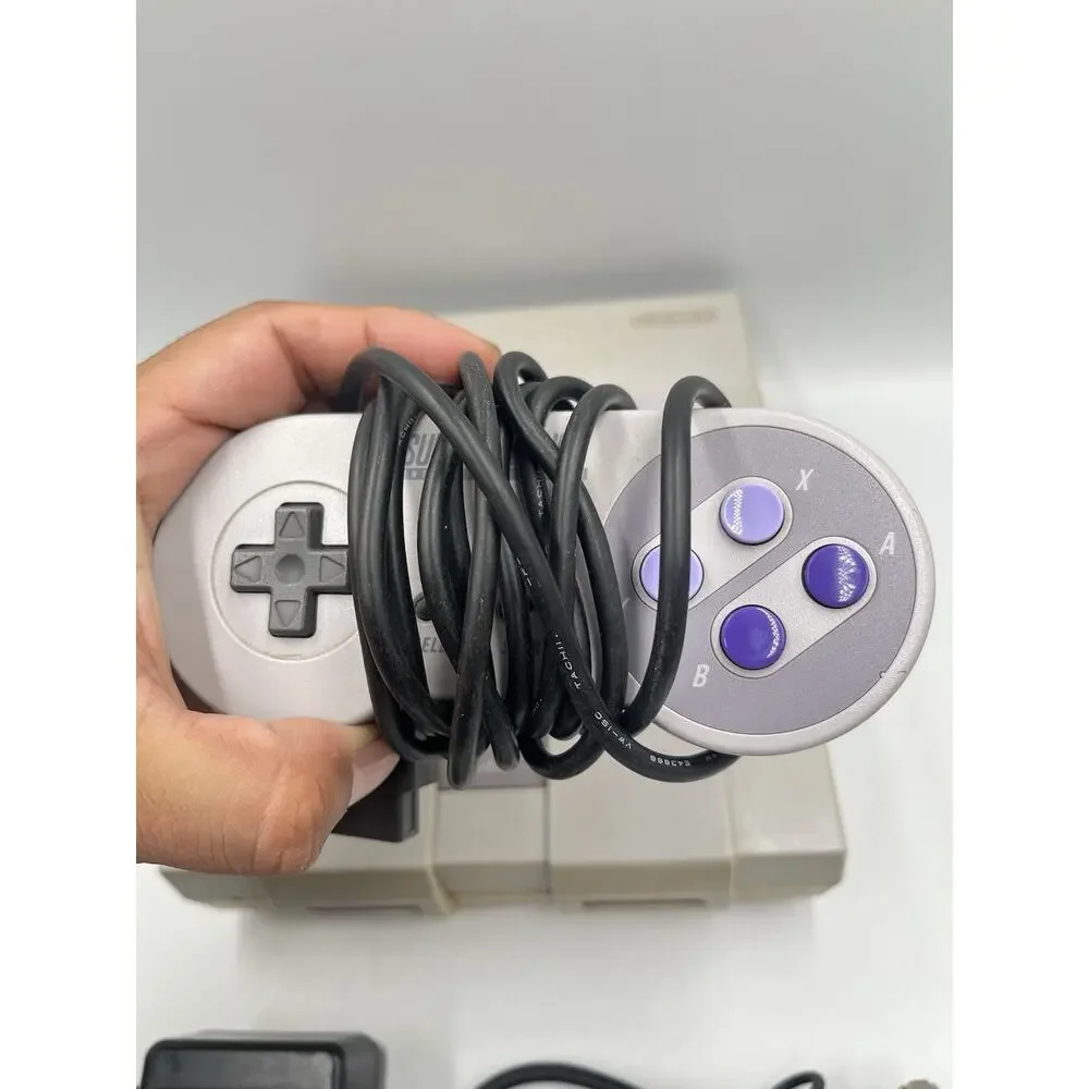 Super Nintendo Entertainment System SNES Console w OEM Controller & Cords Tested